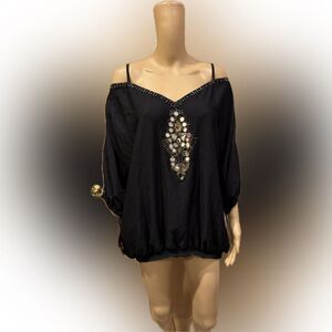 NWT Romeo and Juliet Couture Black Beaded Off the Shoulder Blouse SZ L
